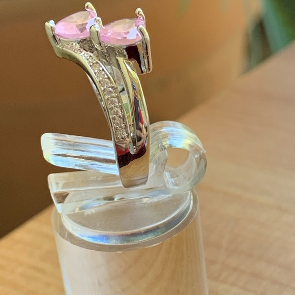 Heart To Heart Romantic Pink Sapphire Women Ring - Picture 2 of 6